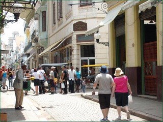 Calle Obispo cerca del Apartamento Ricardo