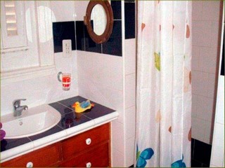 Baño en la Habitación de la Habana