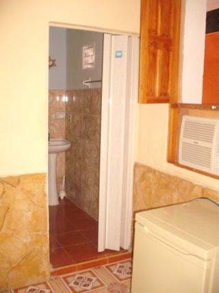 Baño de Habitación en el Hostal Rodriguez